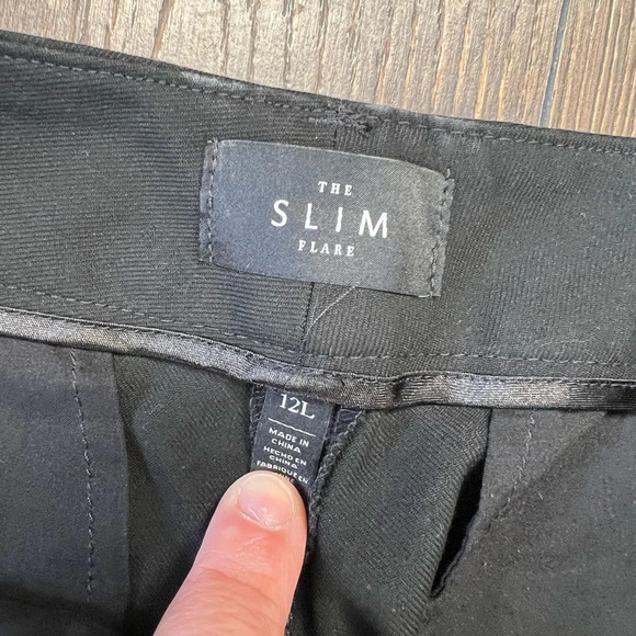White House black market Black Button-Trim Flare “the slim flare” pant SZ 12L - Picture 6 of 11